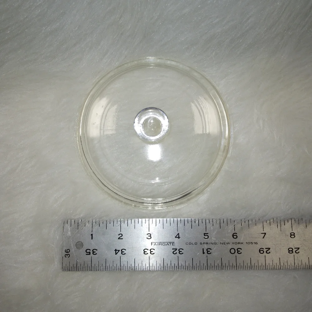 PYREX CLear round replacement Lid,  small knob, P81C